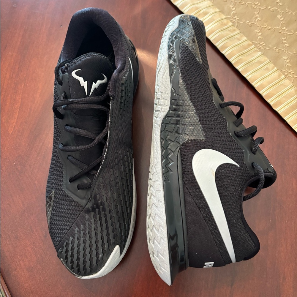 Nike Men’s Zoom Vapor Cage 4 Rafa Sport Performance in Black/Silver sz 10.